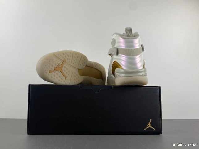 Rep Jordan 832821-030 Champagne 8 Retro 0705